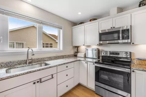 Kitchen - 16 Hunter Dr, Hermon, ME 04401 photo 3 of 4