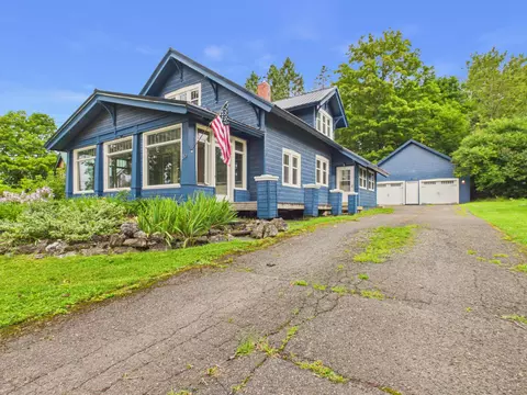 39 Collins St, Caribou, ME 04736