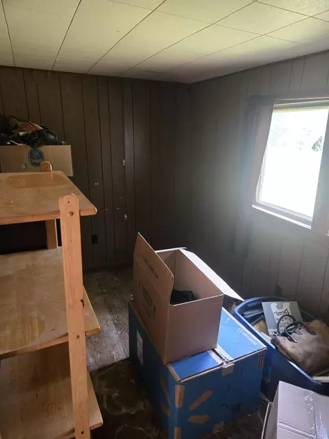 Bedroom - 2266 Dexter Rd, Dover Foxcroft, ME 04426 photo 2 of 3