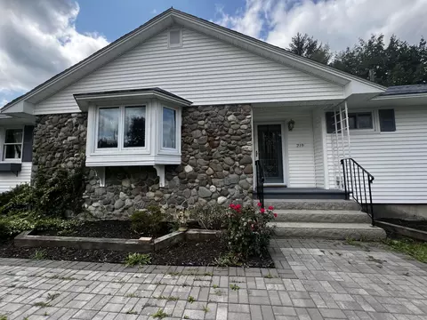 Exterior - 219 Washington St, Brewer, ME 04412 photo 6 of 35