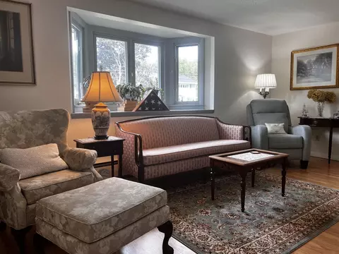 Living - 219 Washington St, Brewer, ME 04412 photo 3 of 15