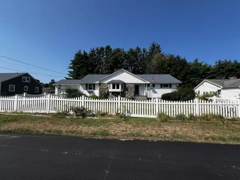 Exterior - 219 Washington St, Brewer, ME 04412 photo 33 of 35