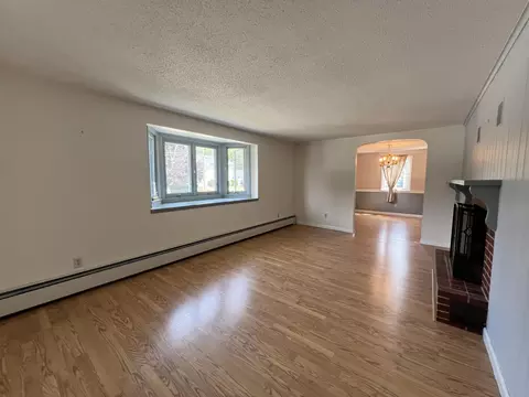 Living - 219 Washington St, Brewer, ME 04412 photo 6 of 15