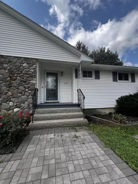 Exterior - 219 Washington St, Brewer, ME 04412 photo 20 of 35