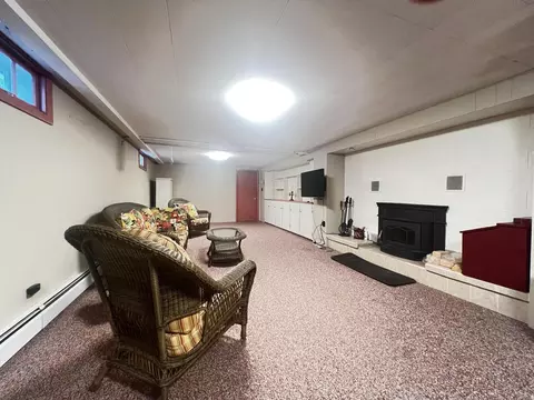 Living - 219 Washington St, Brewer, ME 04412 photo 12 of 15