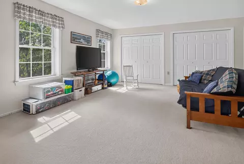 Bedroom - 545 Deerfield Dr, Hermon, ME 04401 photo 10 of 10