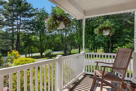 Exterior - 545 Deerfield Dr, Hermon, ME 04401 photo 7 of 28