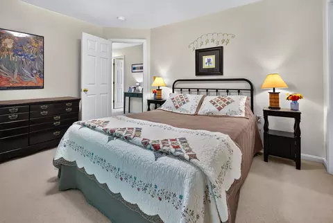 Bedroom - 545 Deerfield Dr, Hermon, ME 04401 photo 8 of 10