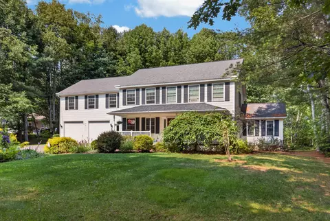 Exterior - 545 Deerfield Dr, Hermon, ME 04401 photo 17 of 28