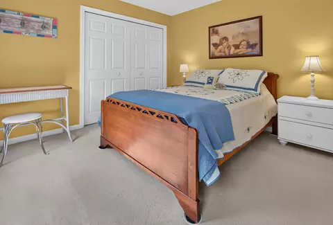 Bedroom - 545 Deerfield Dr, Hermon, ME 04401 photo 6 of 10