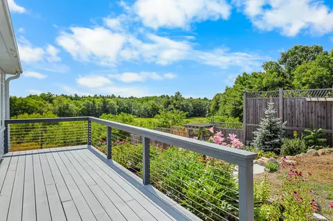 157 Ellsworth Rd, Blue Hill, ME 04614
