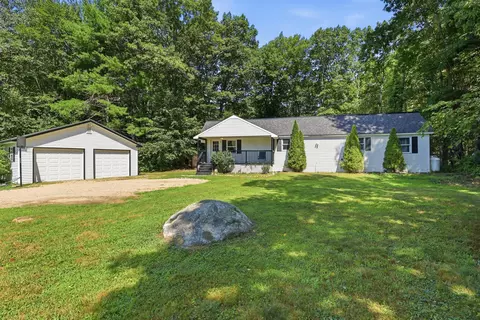 37 Shaw Rd, New Gloucester, ME 04260