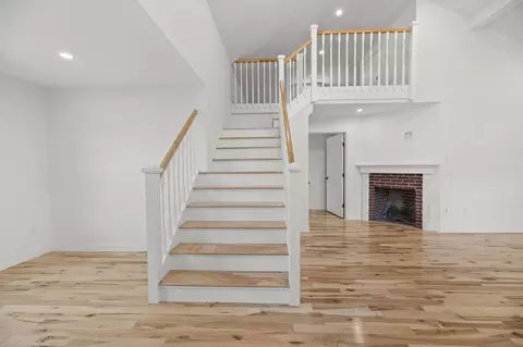 Living - 629 Riverside Dr, Augusta, ME 04330 photo 3 of 6