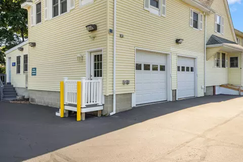 Exterior - 164 Main St, Gorham, ME 04038 photo 7 of 9
