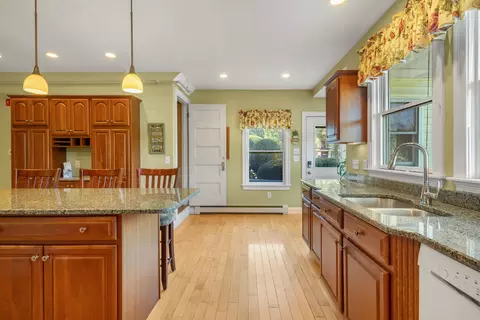 Kitchen - 164 Main St, Gorham, ME 04038 photo 5 of 7