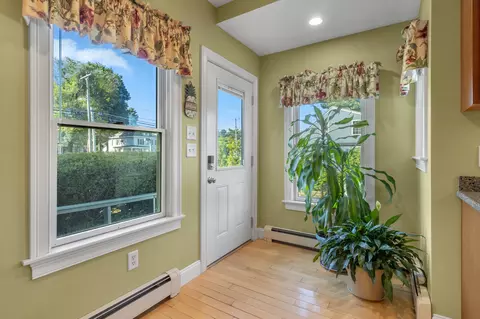 Entry Way - 164 Main St, Gorham, ME 04038 photo 1 of 13