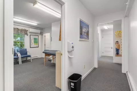 Entry Way - 164 Main St, Gorham, ME 04038 photo 10 of 13