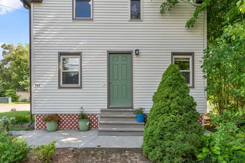 Exterior - 263 Huston Rd, Gorham, ME 04038 photo 3 of 8