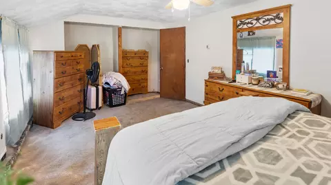 Bedroom - 87 Eastern Ave, Brewer, ME 04412 photo 1 of 8