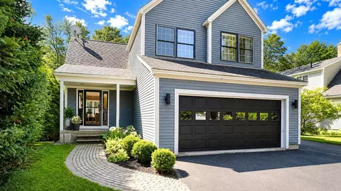 17 Bodwell St, Brunswick, ME 04011