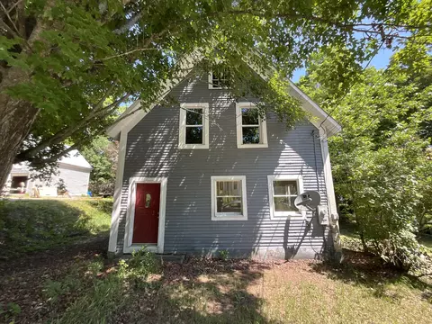 10 Summit St, Woodstock, ME 04219