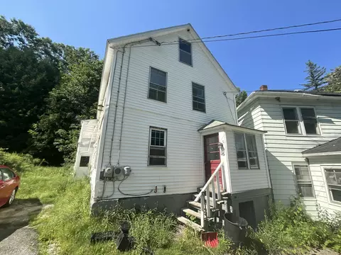 16 S Backfield Rd, Rumford, ME 04276