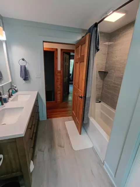 Bath - 34 Codfish Ridge Rd, Linneus, ME 04730 photo 2 of 3