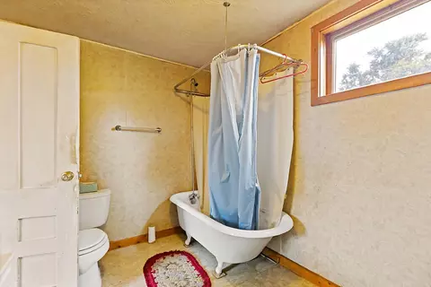 Bath - 178 River Rd, Benton, ME 04901 photo 2 of 2