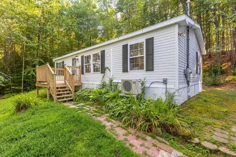 166 Bolsters Mills Rd, Otisfield, ME 04270