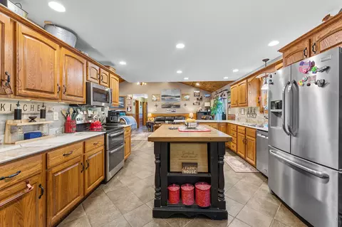 Kitchen - 3312 W River Rd, Sidney, ME 04330 photo 3 of 5