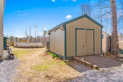Exterior - 3312 W River Rd, Sidney, ME 04330 photo 6 of 20