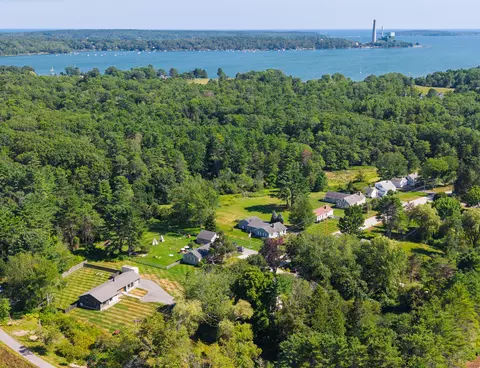 272 Princes Point Rd, Yarmouth, ME 04096