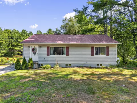 483 Cape Rd, Hollis, ME 04042