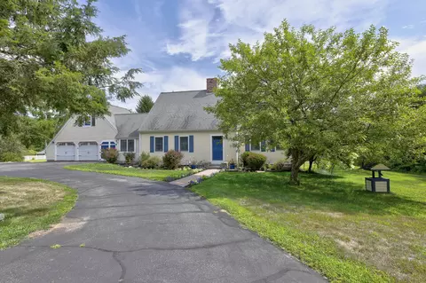 Exterior - 6 Settlers Way, Gorham, ME 04038 photo 4 of 17