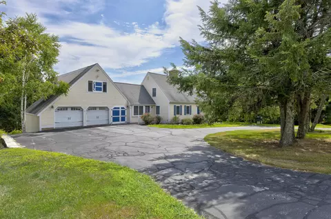 Exterior - 6 Settlers Way, Gorham, ME 04038 photo 3 of 17