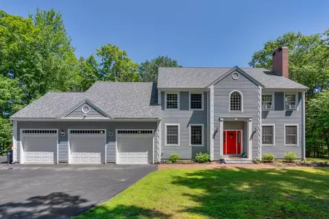 148 Hunter Way, Falmouth, ME 04105