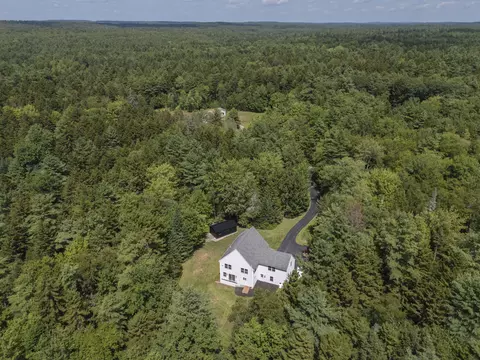 View/Area - 7 Arrowhead Ridge Rd, Freeport, ME 04032 photo 3 of 3