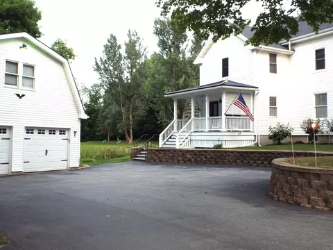 69 Main Rd S, Hampden, ME 04444