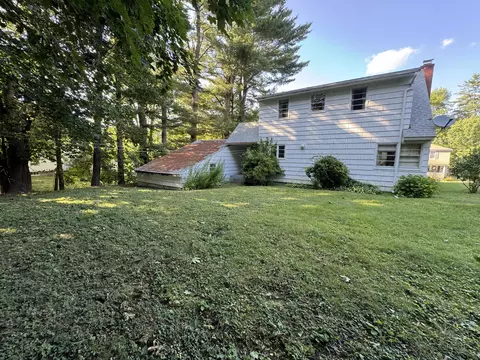 Exterior - 6 Fairview Ave, Augusta, ME 04330 photo 8 of 9