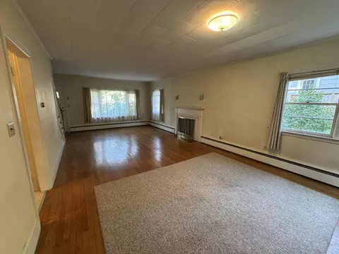 Living - 6 Fairview Ave, Augusta, ME 04330 photo 2 of 5