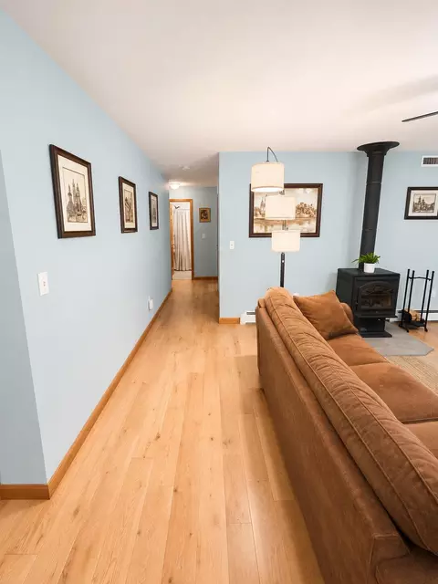 Entry Way - 866 Greenbush Rd, Exeter, ME 04435 photo 2 of 3