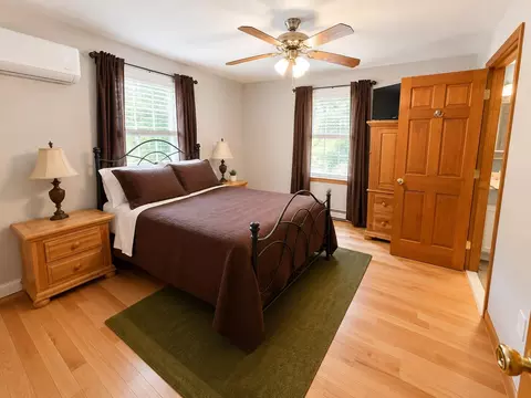 Bedroom - 866 Greenbush Rd, Exeter, ME 04435 photo 1 of 4