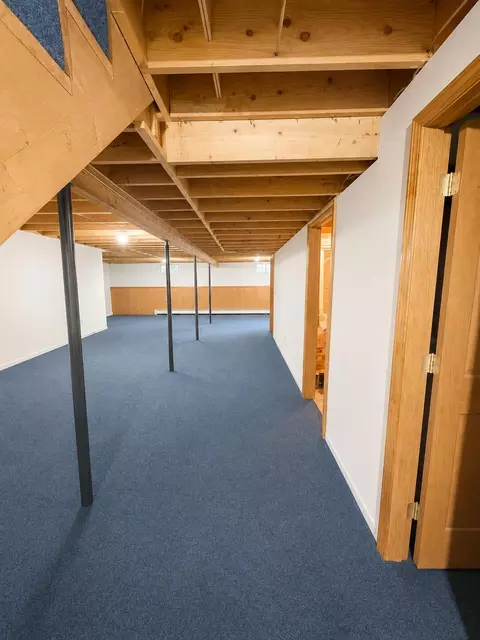 Entry Way - 866 Greenbush Rd, Exeter, ME 04435 photo 3 of 3