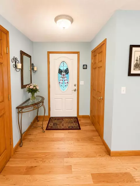 Entry Way - 866 Greenbush Rd, Exeter, ME 04435 photo 1 of 3