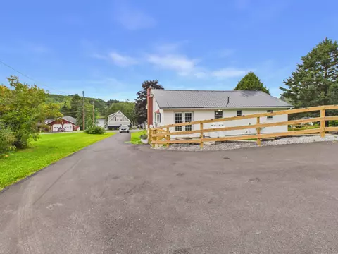 Exterior - 100 Hanson Lake Rd, Mapleton, ME 04757 photo 3 of 10