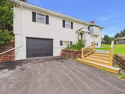 Exterior - 100 Hanson Lake Rd, Mapleton, ME 04757 photo 2 of 10