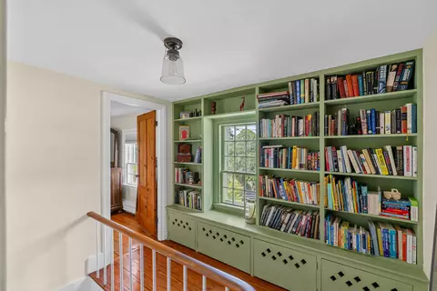 Entry Way - 15 Old Stage Rd, Woolwich, ME 04579 photo 9 of 10