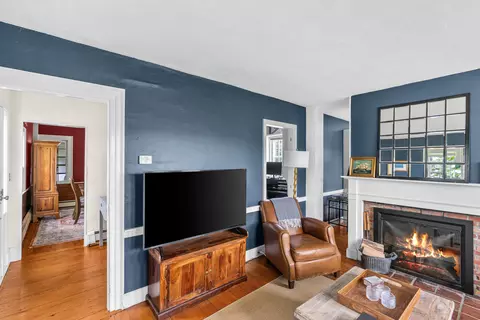 Living - 15 Old Stage Rd, Woolwich, ME 04579 photo 1 of 6