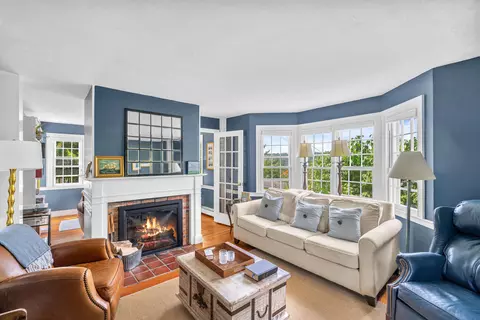 Living - 15 Old Stage Rd, Woolwich, ME 04579 photo 2 of 6