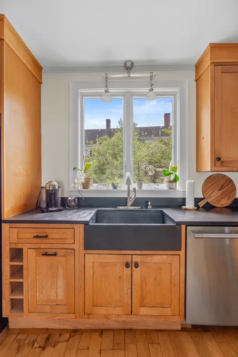 Kitchen - 15 Old Stage Rd, Woolwich, ME 04579 photo 6 of 7